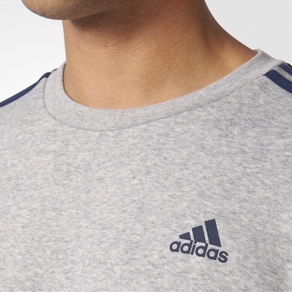 Adidas Men's Gray Sweater with Blue Accents - Picture 4 of 10